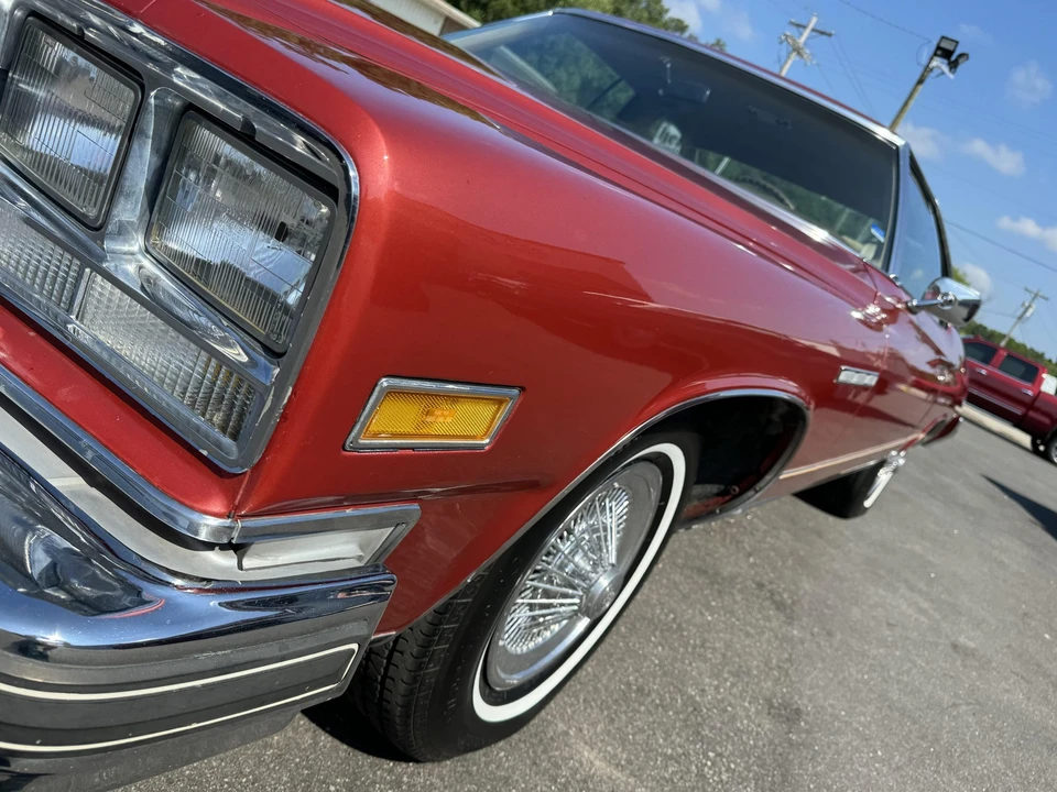 1976 Buick LeSabre - Image 26 of 31