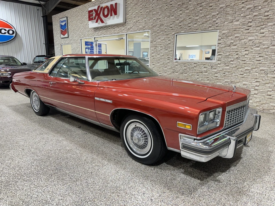 1976 Buick LeSabre - Image 5 of 31