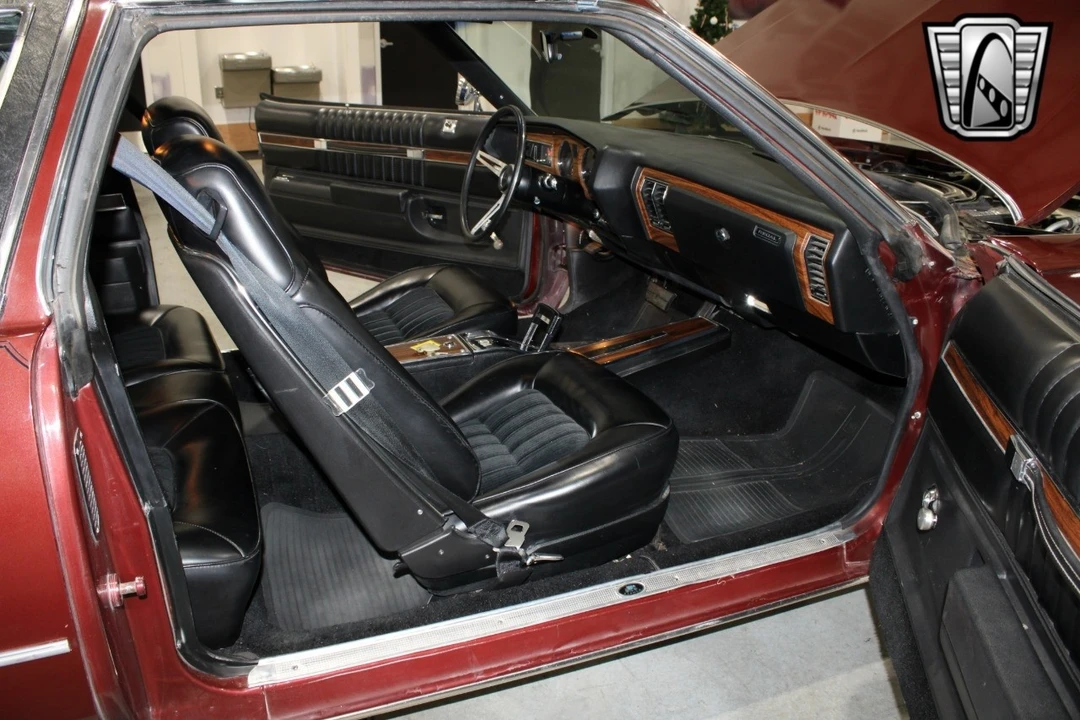 1976 Buick Regal - Image 9 of 12