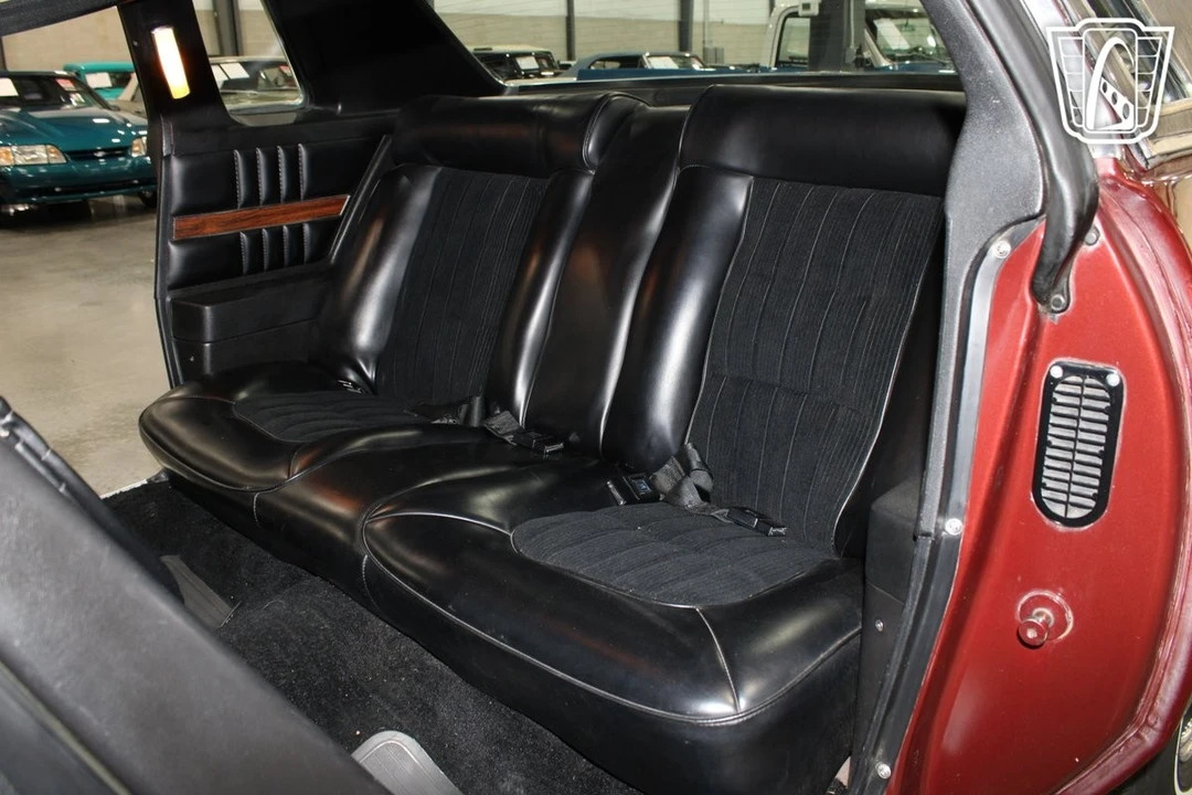 1976 Buick Regal - Image 9 of 12