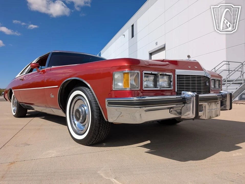 1976 Buick Riviera 4th-7th Gen - Image 23 of 31
