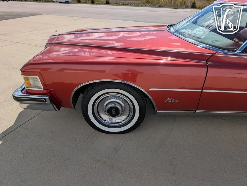 1976 Buick Riviera 4th-7th Gen - Image 27 of 31