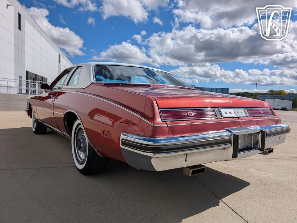 1976 Buick Riviera 4th-7th Gen - Image 10 of 31