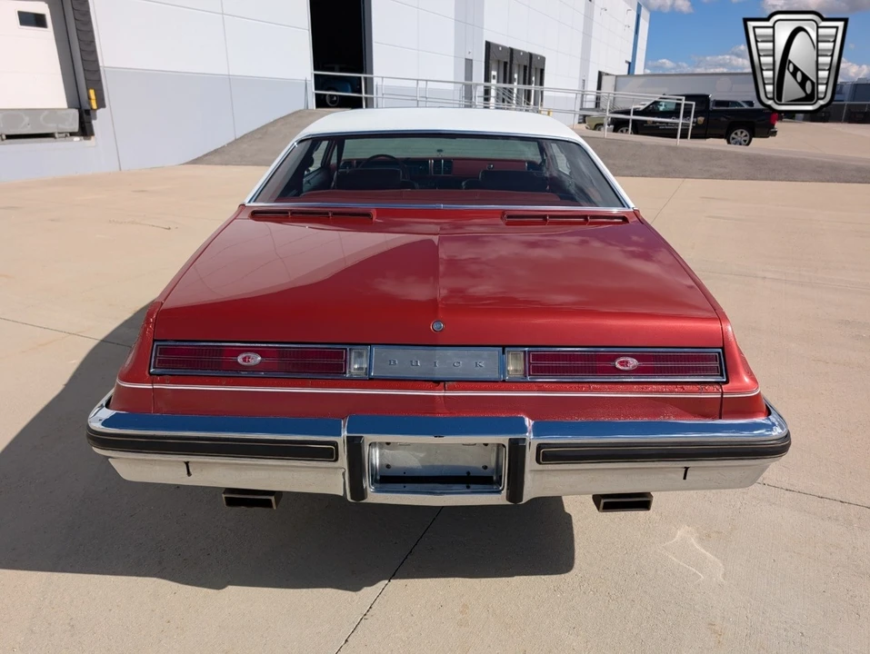 1976 Buick Riviera 4th-7th Gen - Image 7 of 12