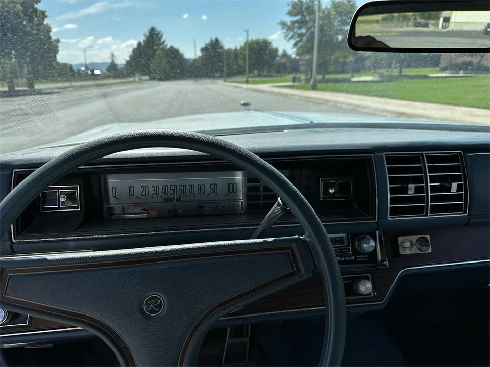 1976 Buick Riviera 4th-7th Gen - Image 11 of 31