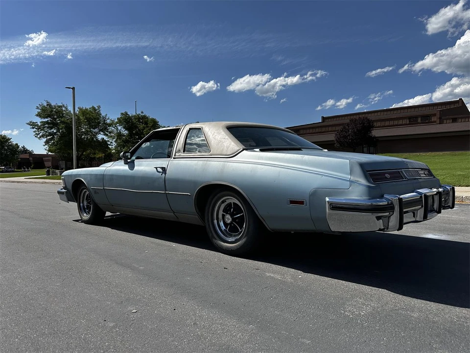 1976 Buick Riviera 4th-7th Gen - Image 14 of 31