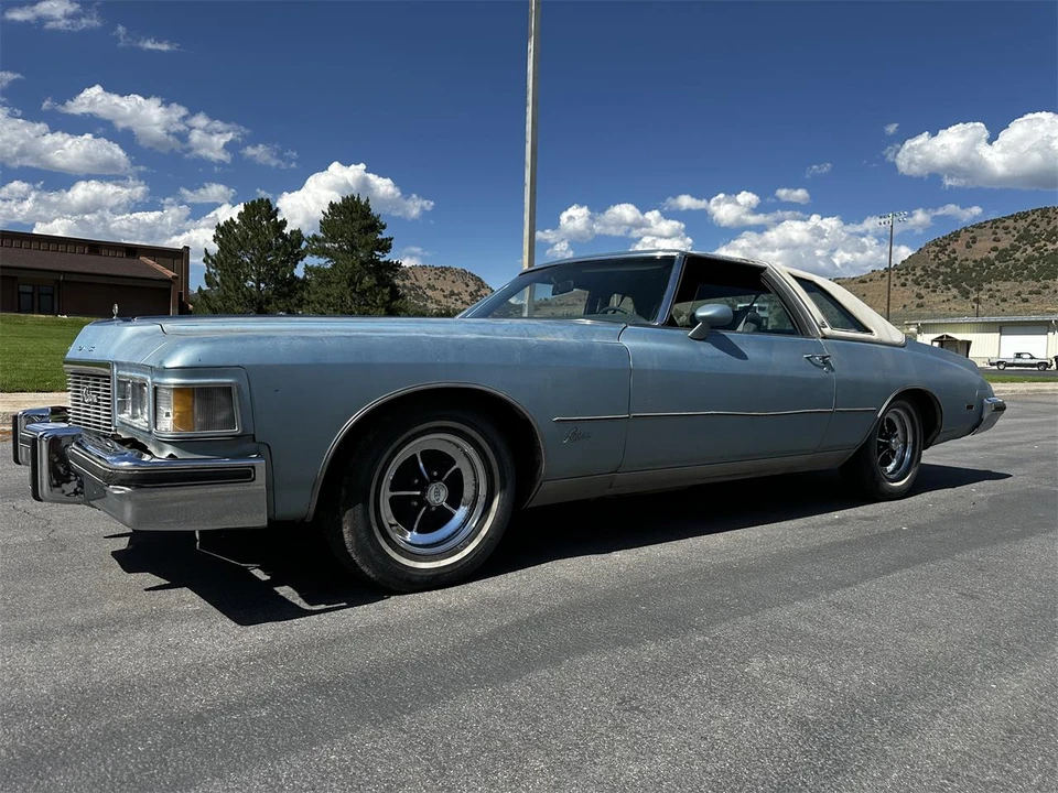 1976 Buick Riviera 4th-7th Gen - Image 15 of 31