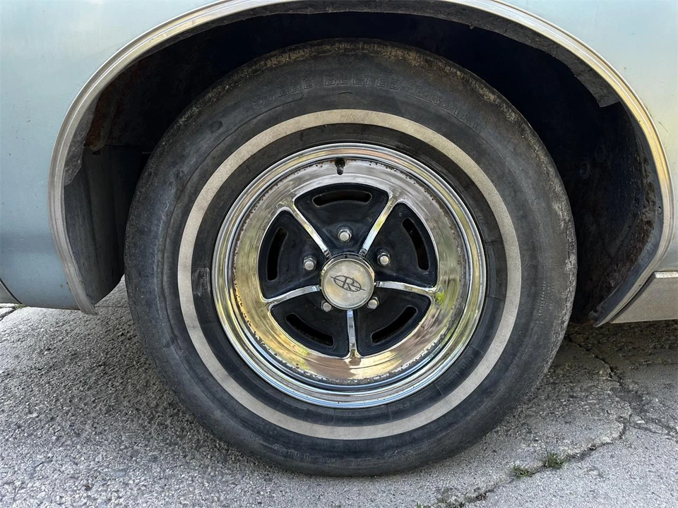 1976 Buick Riviera 4th-7th Gen - Image 19 of 31