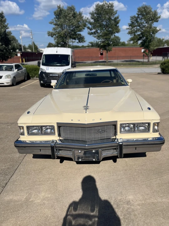1976 Buick Riviera 4th-7th Gen - Image 3 of 31