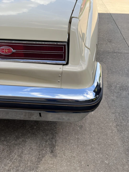 1976 Buick Riviera 4th-7th Gen - Image 24 of 31