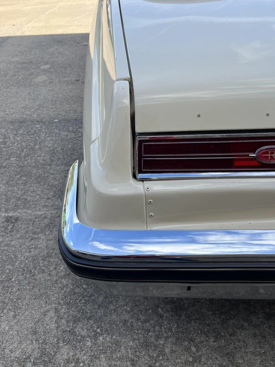 1976 Buick Riviera 4th-7th Gen - Image 22 of 31