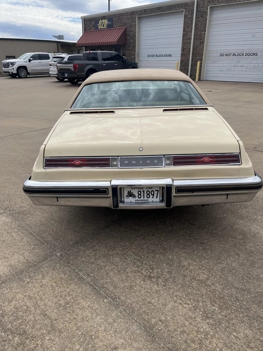 1976 Buick Riviera 4th-7th Gen - Image 6 of 31