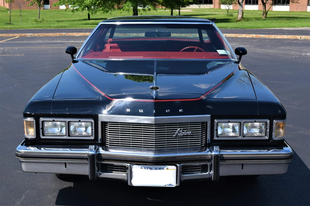 1976 Buick Riviera 4th-7th Gen - Image 6 of 31