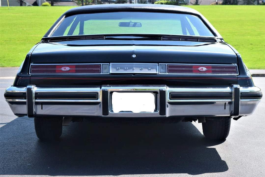 1976 Buick Riviera 4th-7th Gen - Image 12 of 31