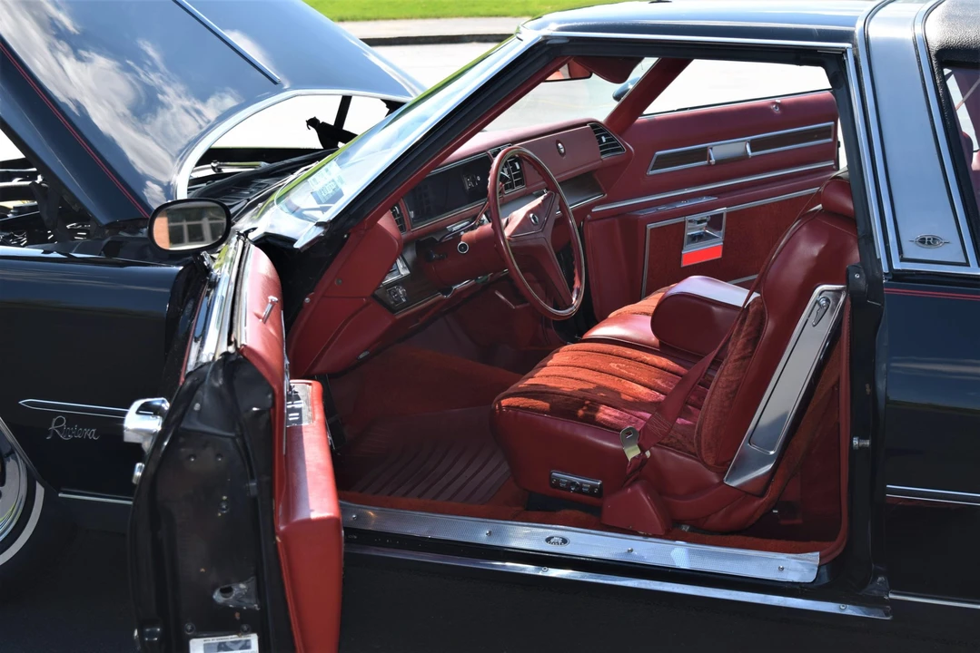 1976 Buick Riviera 4th-7th Gen - Image 28 of 31