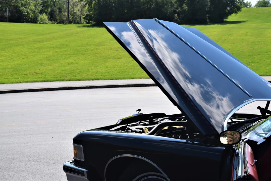 1976 Buick Riviera 4th-7th Gen - Image 21 of 31