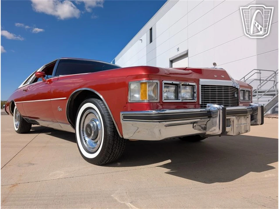 1976 Buick Riviera 4th-7th Gen - Image 22 of 31