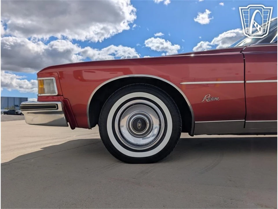 1976 Buick Riviera 4th-7th Gen - Image 28 of 31