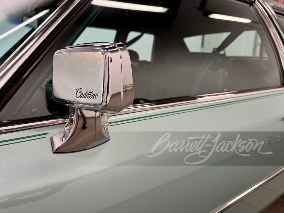 1976 Cadillac DeVille 4th Gen - Image 14 of 31