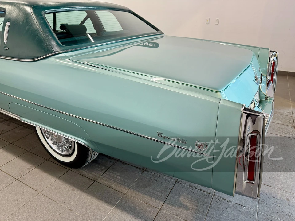 1976 Cadillac DeVille 4th Gen - Image 19 of 31