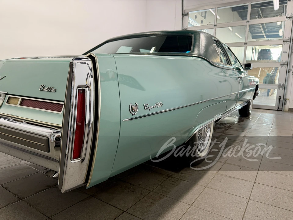 1976 Cadillac DeVille 4th Gen - Image 24 of 31