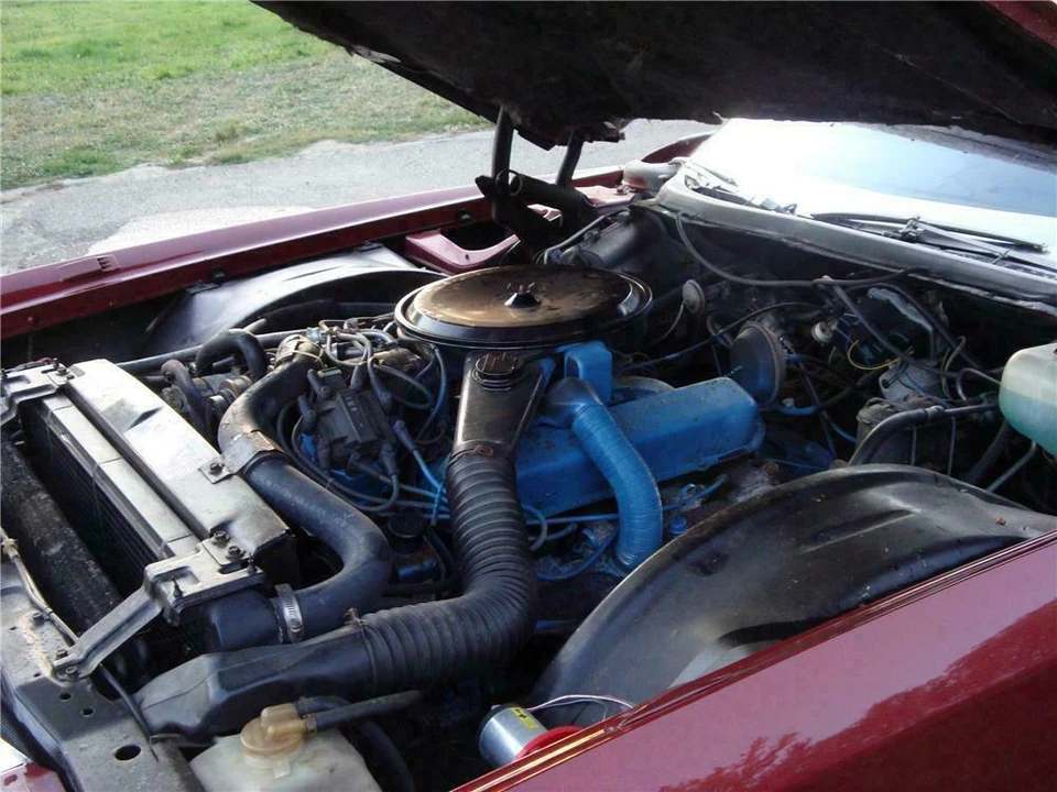 1976 Cadillac Eldorado 9th Gen - Image 3 of 5