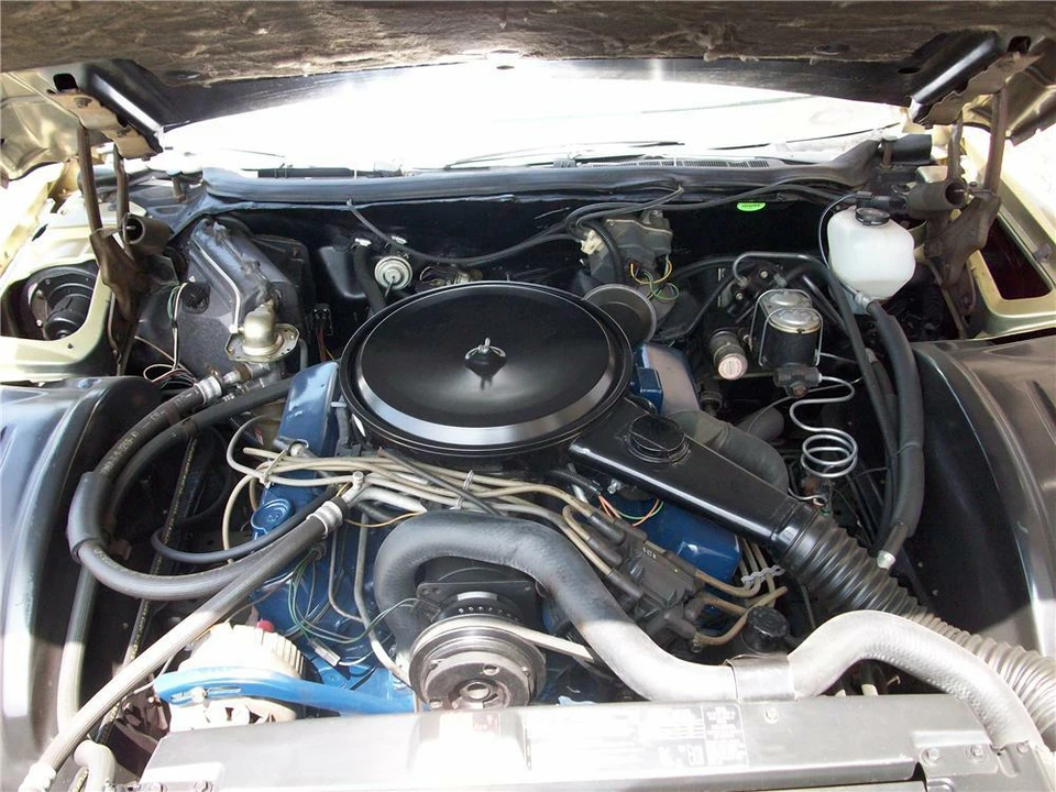 1976 Cadillac Eldorado 9th Gen - Image 3 of 4