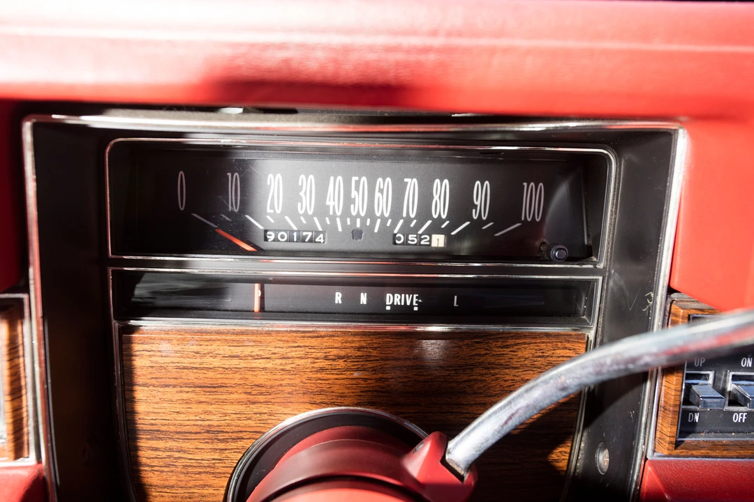 1976 Cadillac Eldorado 9th Gen - Image 17 of 31