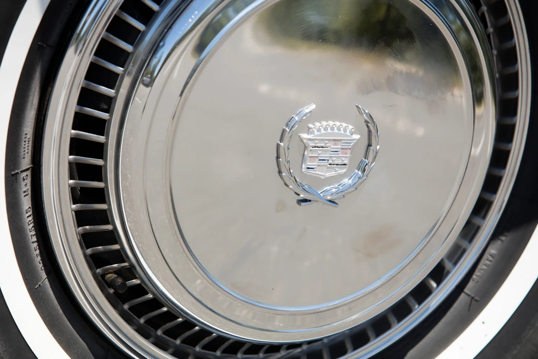 1976 Cadillac Eldorado 9th Gen - Image 27 of 31