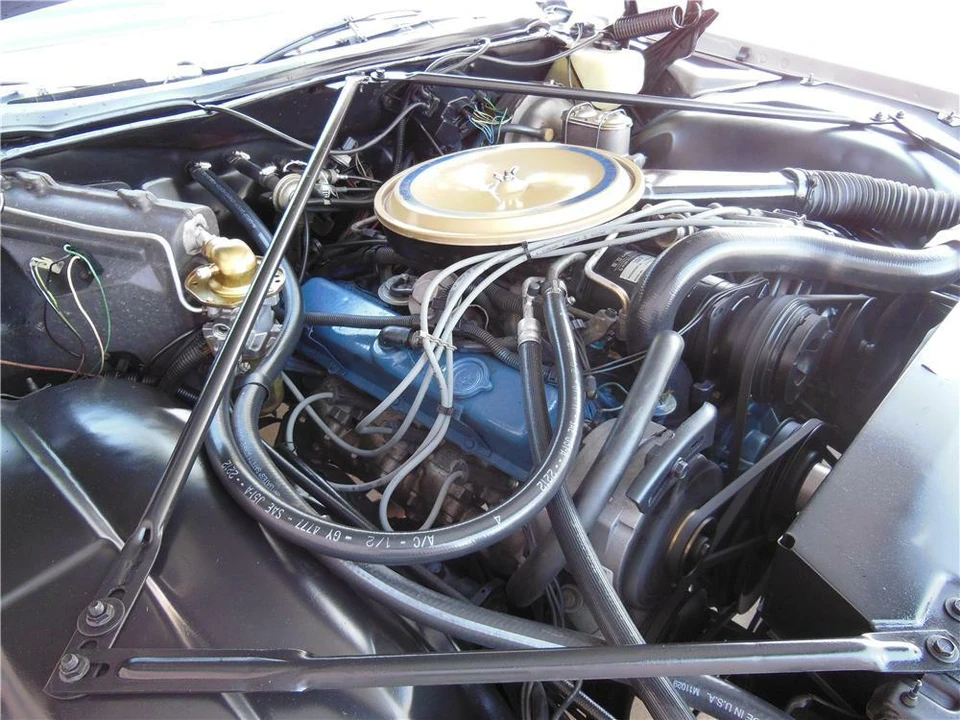 1976 Cadillac DeVille 4th Gen - Image 3 of 5