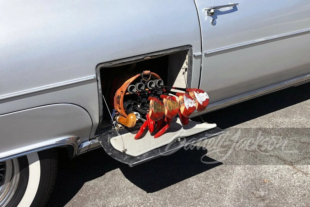 1976 Cadillac DeVille 4th Gen - Image 11 of 14