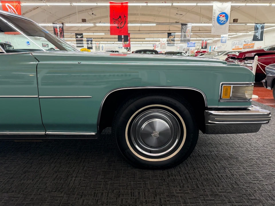 1976 Cadillac DeVille 4th Gen - Image 26 of 31