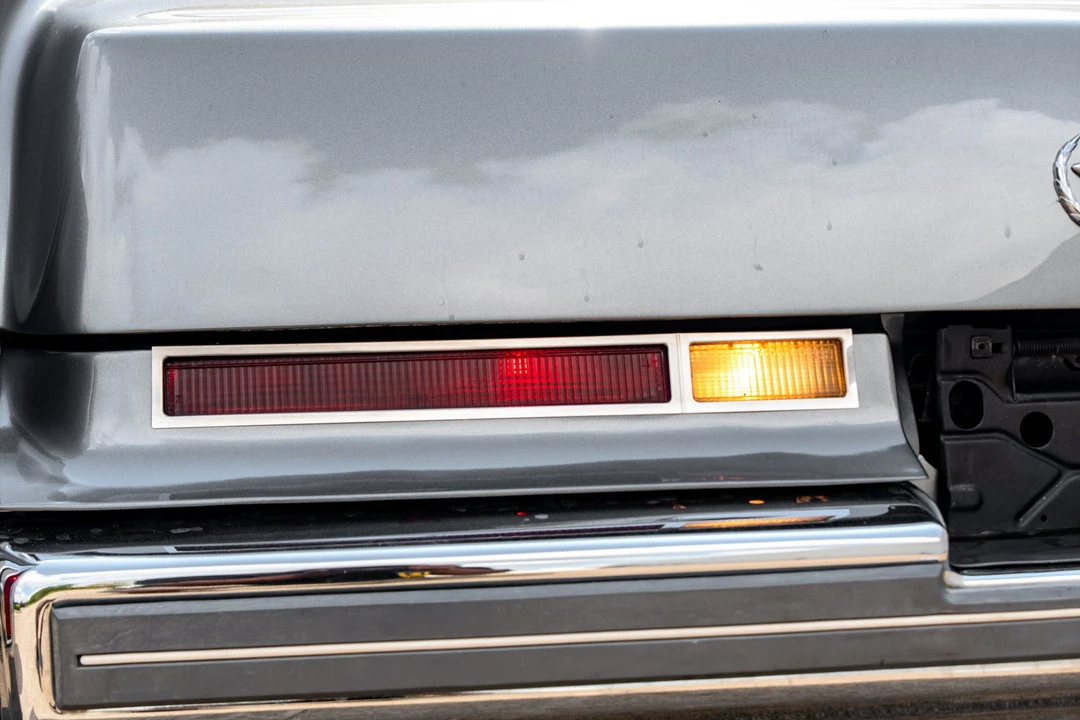 1976 Cadillac Series 70 & 75 - Image 22 of 31