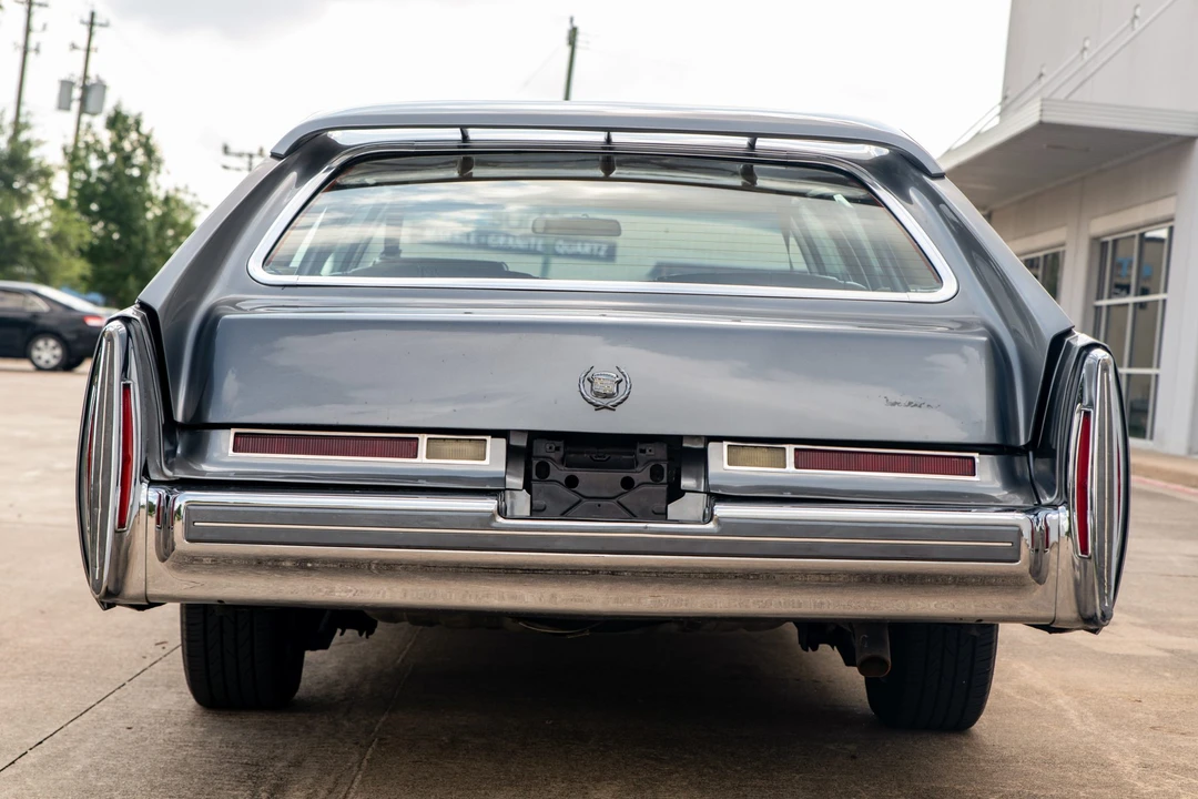 1976 Cadillac Series 70 & 75 - Image 6 of 31