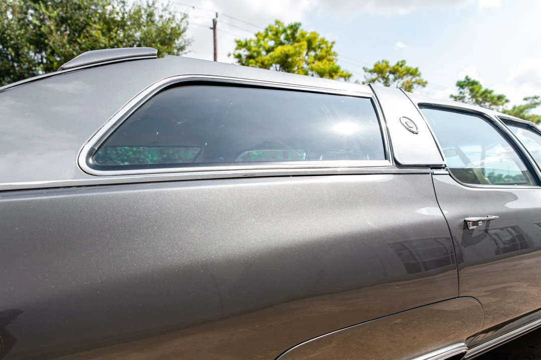 1976 Cadillac Series 70 & 75 - Image 30 of 31