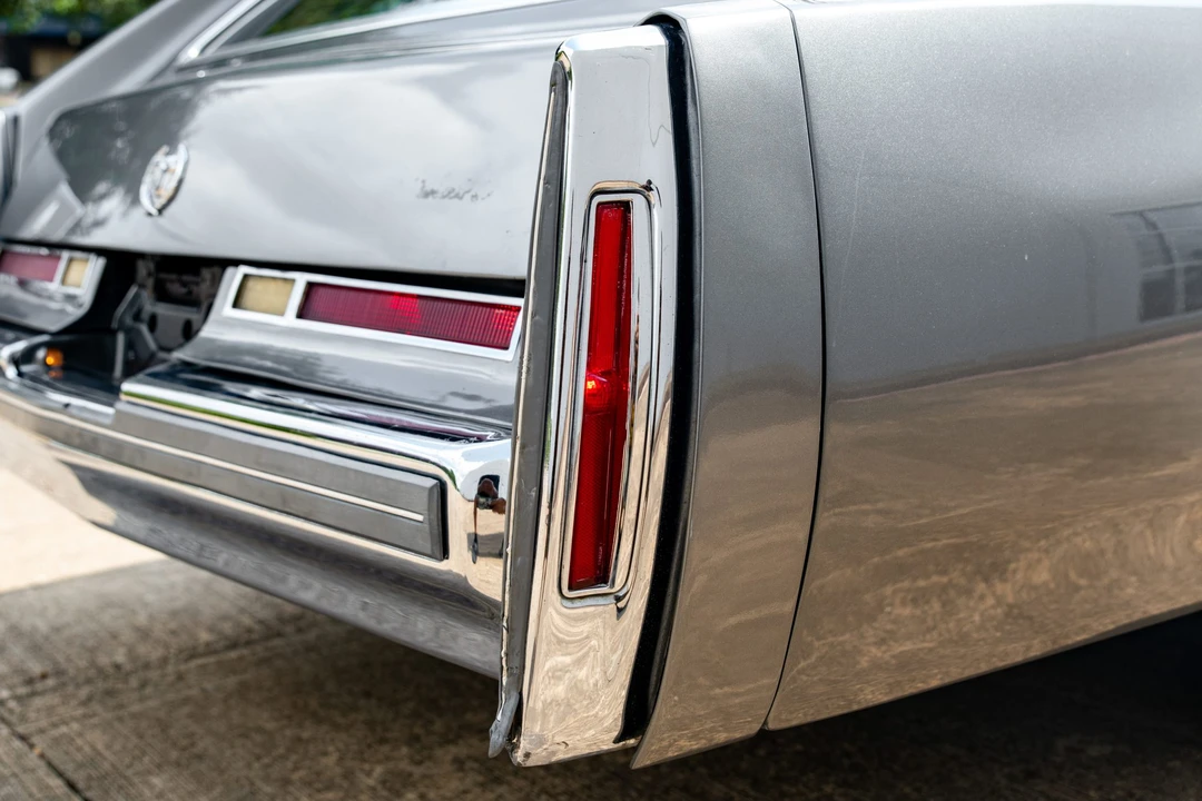 1976 Cadillac Series 70 & 75 - Image 21 of 31