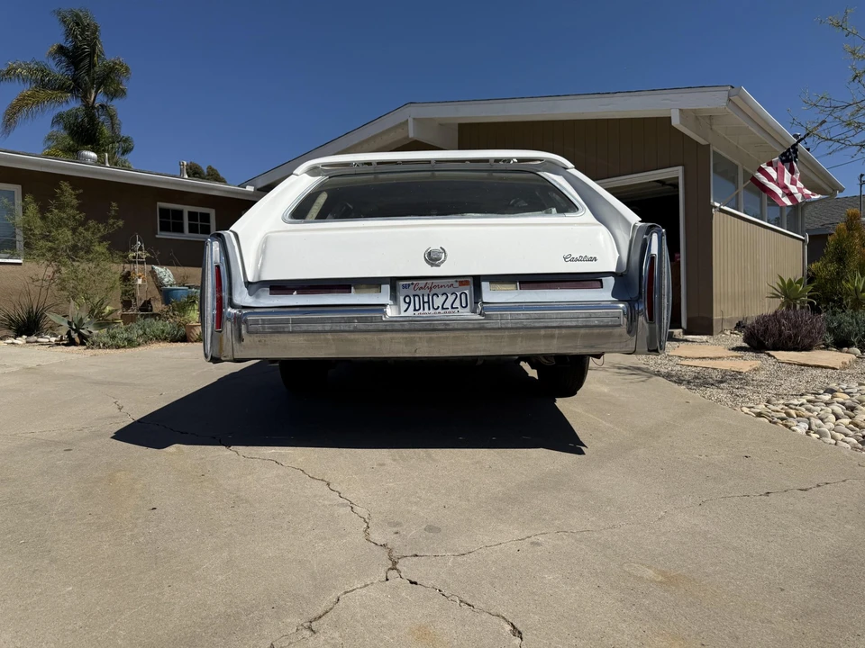 1976 Cadillac DeVille 4th Gen - Image 11 of 31