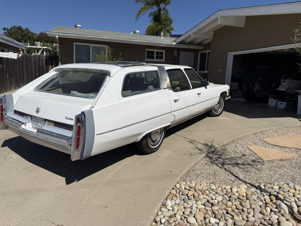 1976 Cadillac DeVille 4th Gen - Image 12 of 31