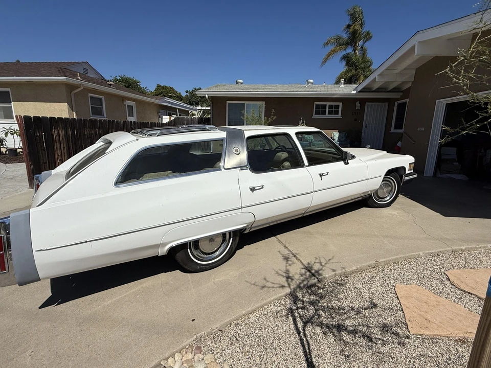 1976 Cadillac DeVille 4th Gen - Image 13 of 31