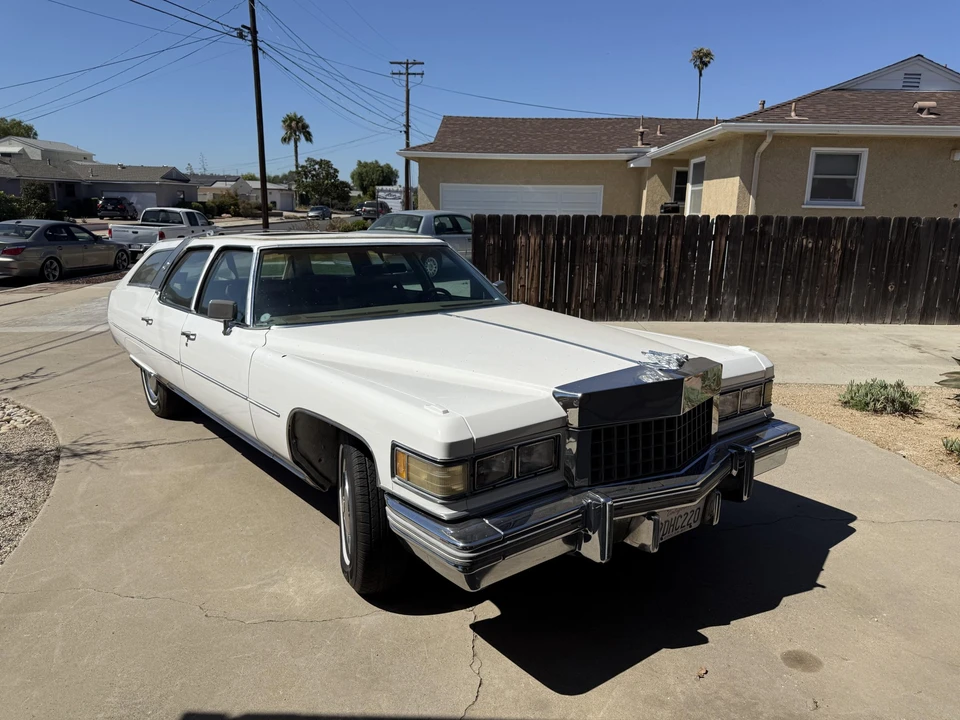 1976 Cadillac DeVille 4th Gen - Image 16 of 31