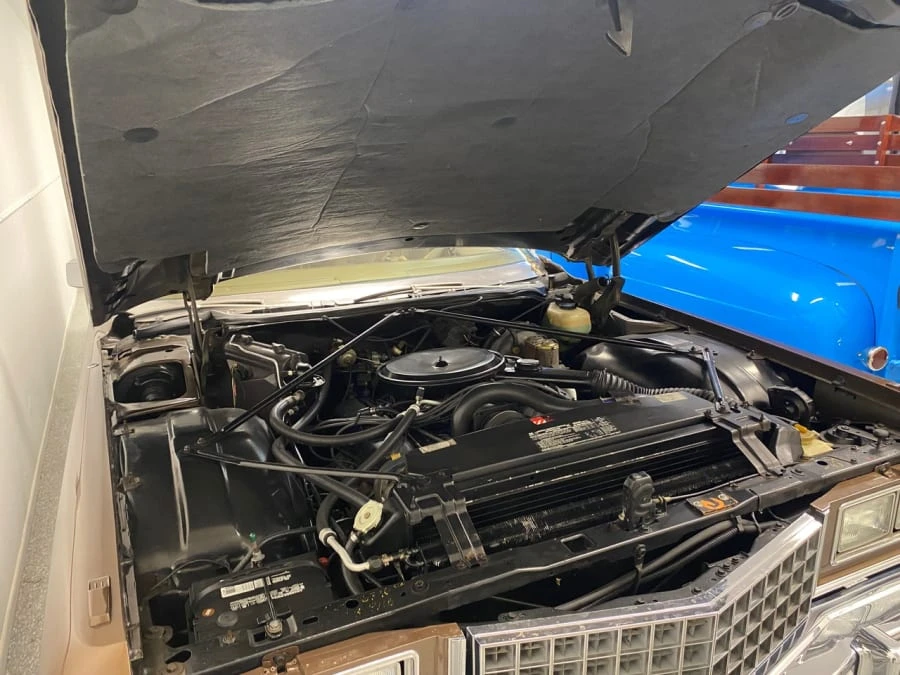 1976 Cadillac DeVille 4th Gen - Image 17 of 21