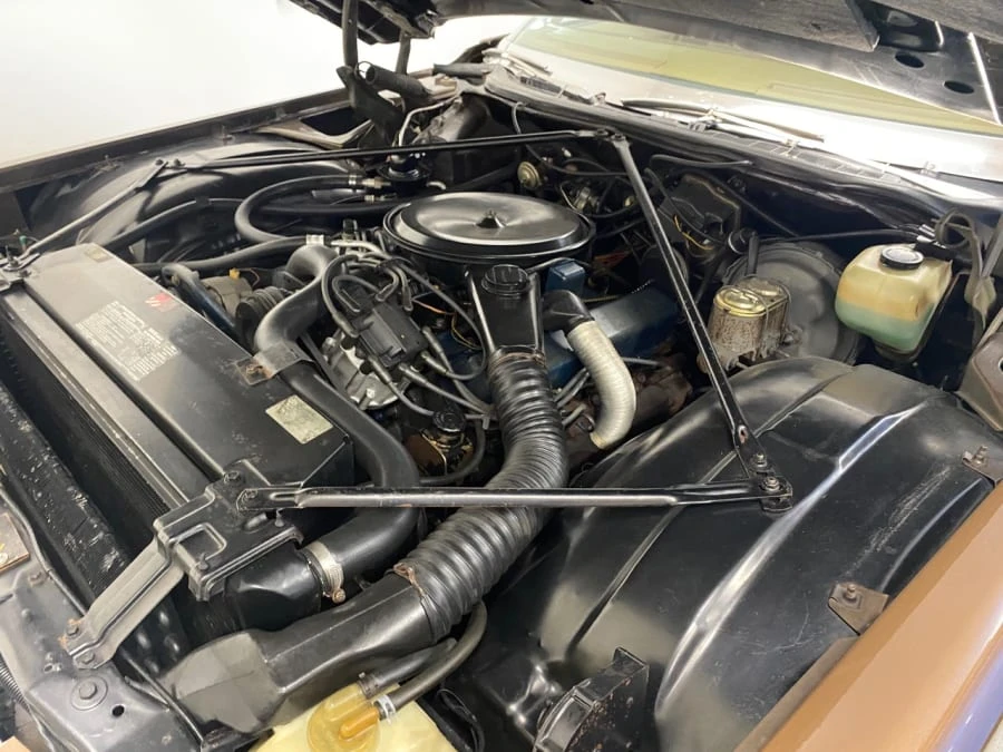 1976 Cadillac DeVille 4th Gen - Image 18 of 21