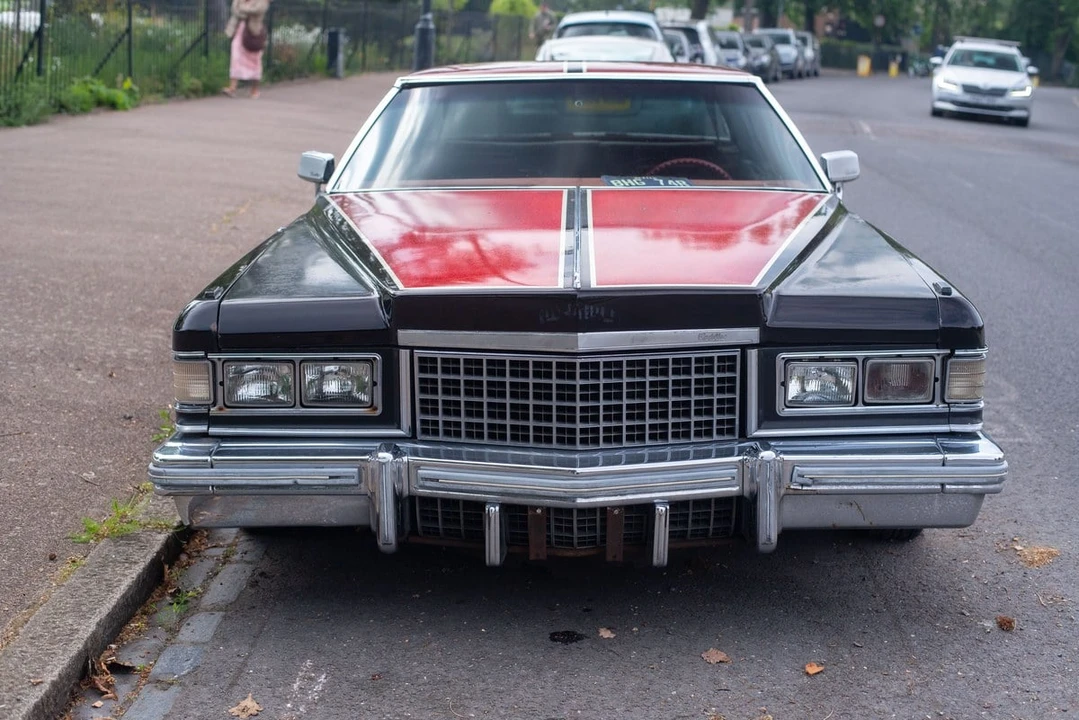 1976 Cadillac DeVille 4th Gen - Image 14 of 30