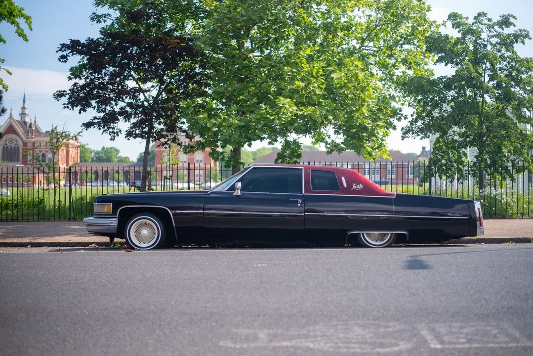 1976 Cadillac DeVille 4th Gen - Image 19 of 30