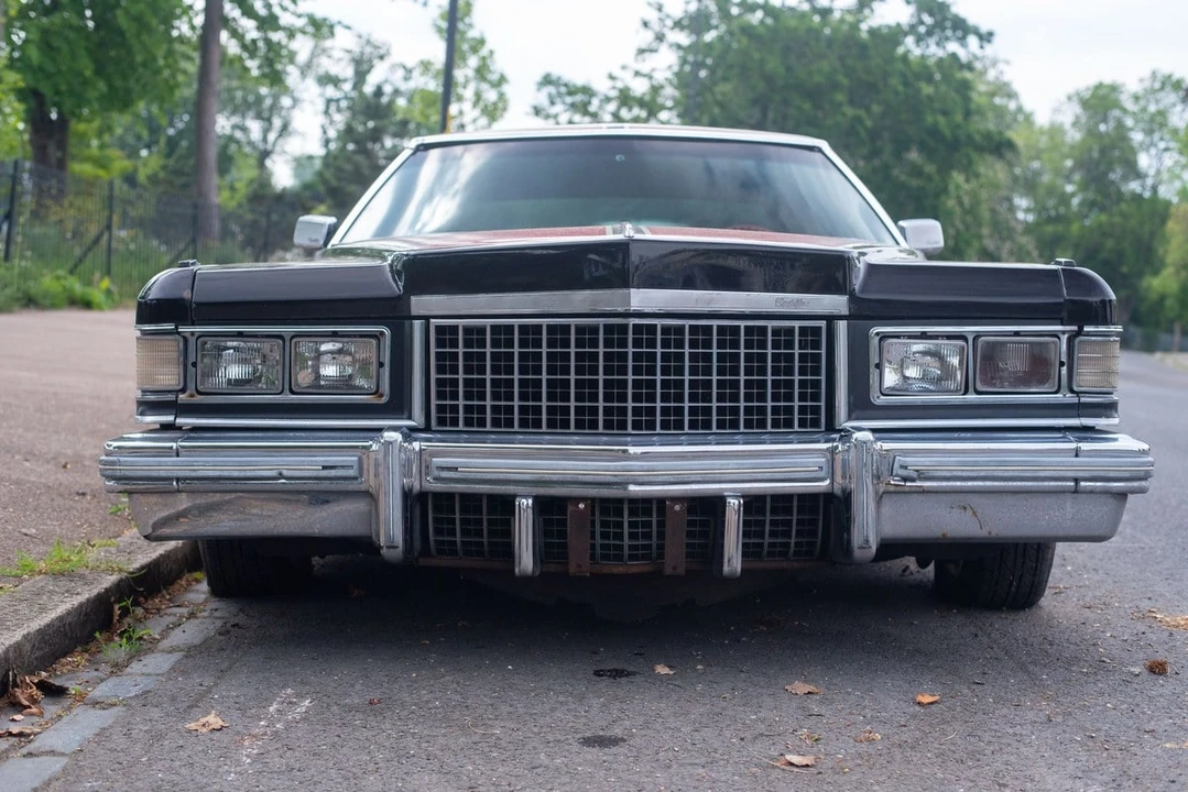 1976 Cadillac DeVille 4th Gen - Image 15 of 30
