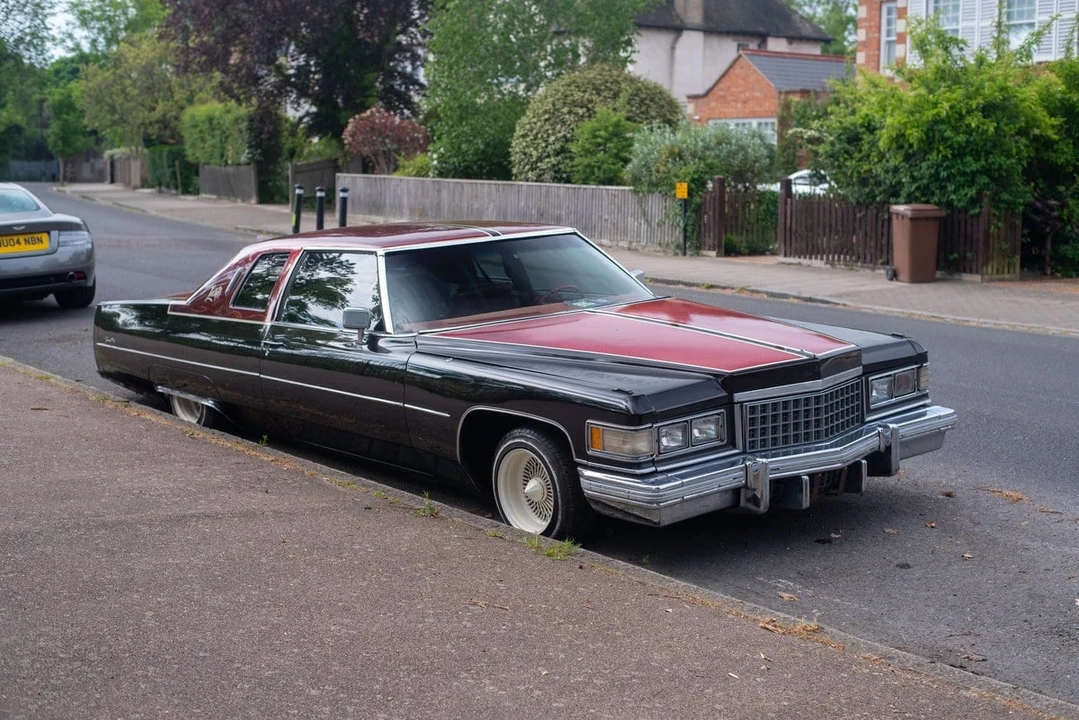 1976 Cadillac DeVille 4th Gen - Image 2 of 30