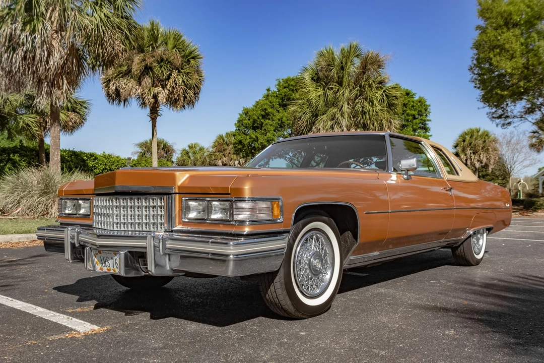 1976 Cadillac DeVille 4th Gen - Image 4 of 31