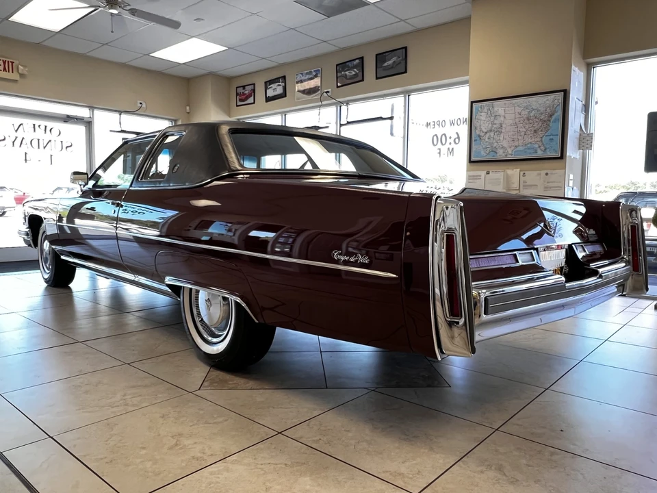 1976 Cadillac DeVille 4th Gen - Image 14 of 31