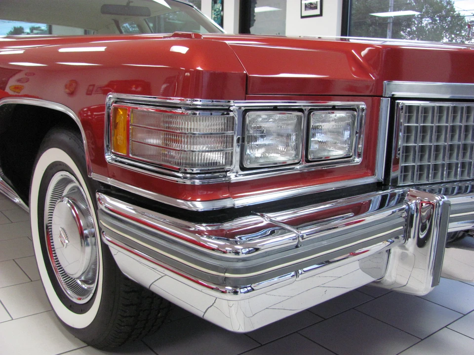 1976 Cadillac DeVille 4th Gen - Image 17 of 31