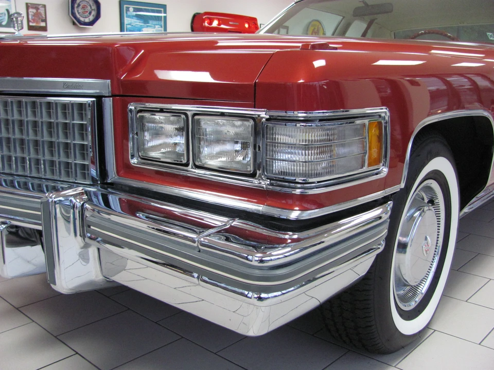 1976 Cadillac DeVille 4th Gen - Image 25 of 31